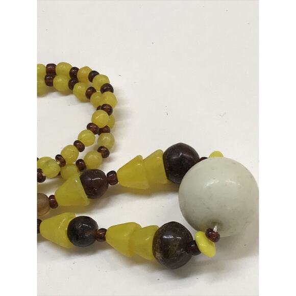 Vintage Yellow and Amber Beaded Necklace Tube Clasp Funky 17" - Picture 7 of 9